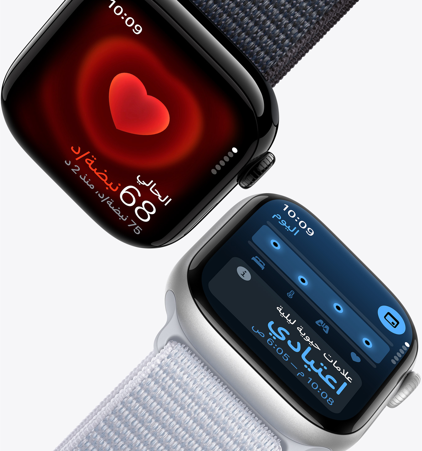 تطبيق معدل نبض القلب يعرض قراءة حالية تبلغ 68 نبضة في الدقيقة على Apple Watch Series 10 وتطبيق العلامات الحيوية يعرض المؤشرات الحيوية الليلية الاعتيادية على Apple Watch Series 10‏.