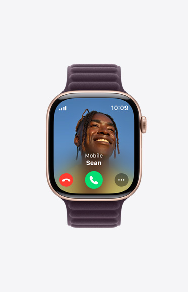 An incoming call on Apple Watch Series 10.